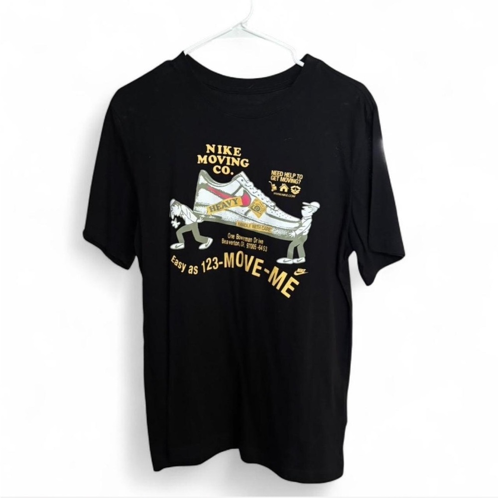 Nike Men's Graphic Moving Co. T-Shirt